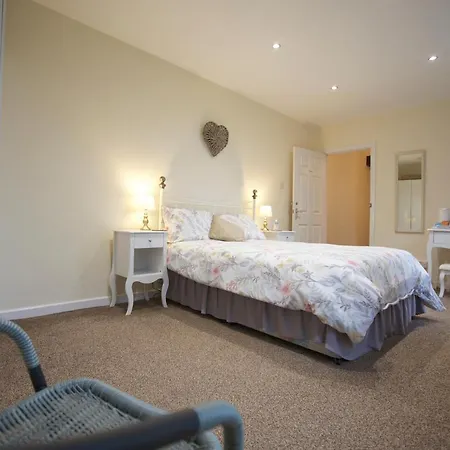 Trelaske Manor * Launceston