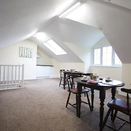 Trelaske Manor * Launceston